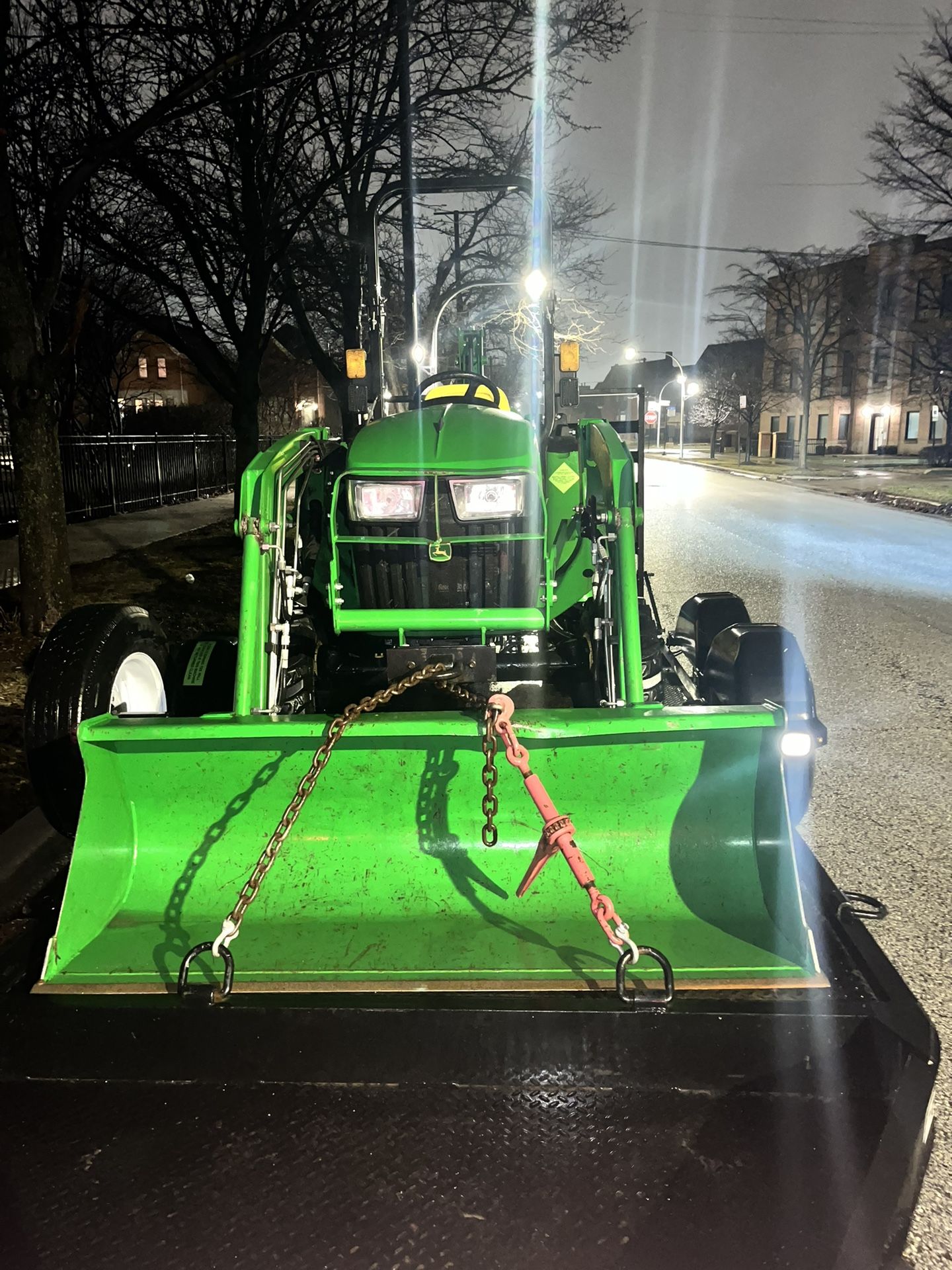 John Deere Backhoe 370B