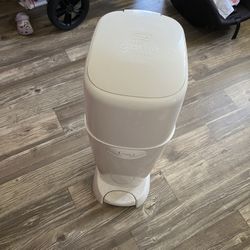 Diaper Genie Complete 