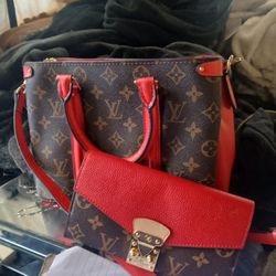 Louis Vuitton Purse And Wallet