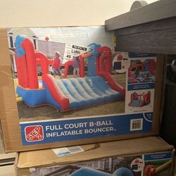 Step 2 B- Ball Inflatable Bounce House 