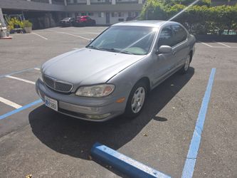 2000 Infiniti I30