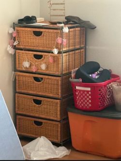 Drawer / Dresser Wicker material