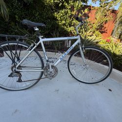 Marin Larkspur Bike (Hybrid road and Mountain)