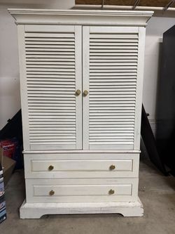 Beautiful Vintage Pier One Imports Cabinet