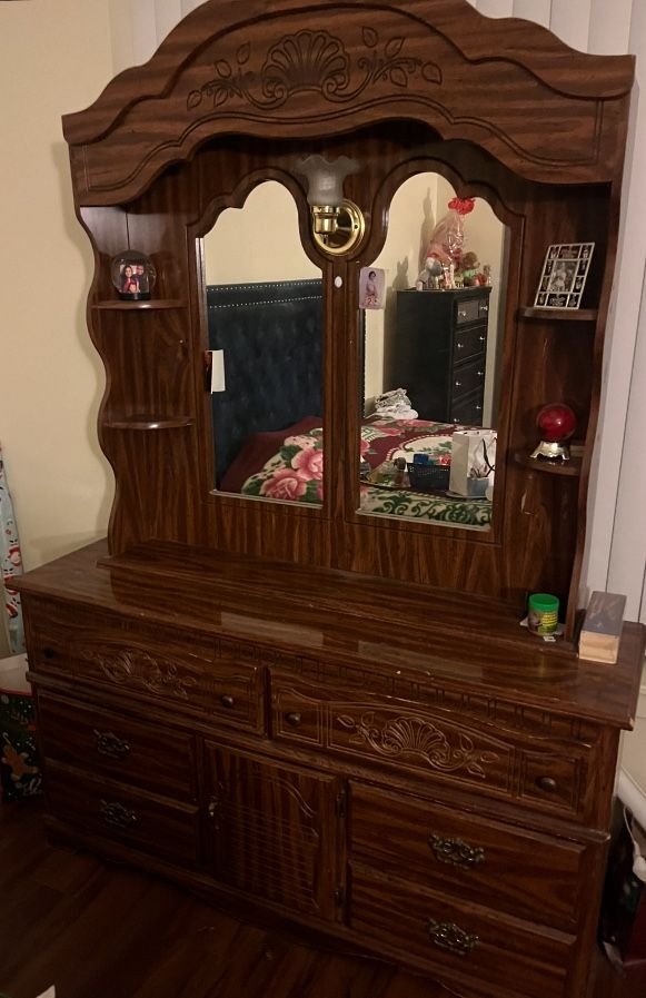 Vintage Brown Wood Dresser with Mirror – Good Condition