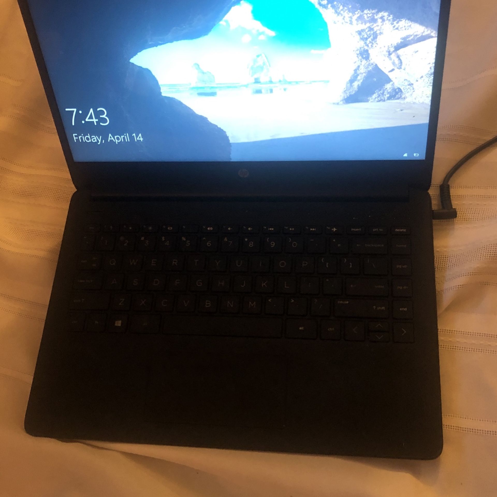 Hp Matte Black Laptop 14” 8gb RAM (Charger Included)