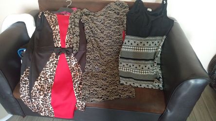 Women dresses (clothing)