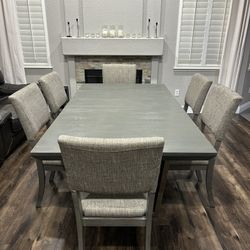 Dinner Table 