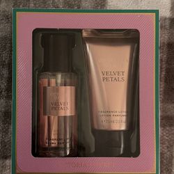 Velvet Petals Perfume Set