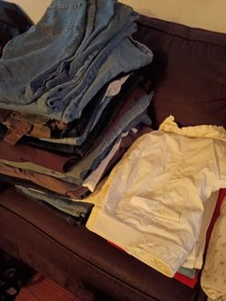 TENGO 80 PANTALONES DE MUJER A $3 CADA UNO SI LOS COMPRAS TODOS EN SUN VALLEY