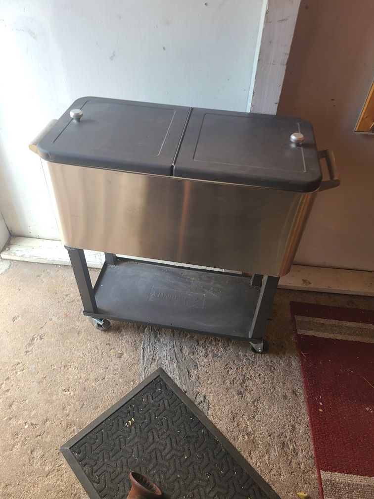 Stainless steel ice cooler