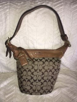 COACH HANDBAG 👜