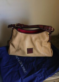 Dooney & Bourke shoulder bag