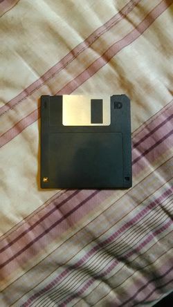 Floppy disk with Latin style