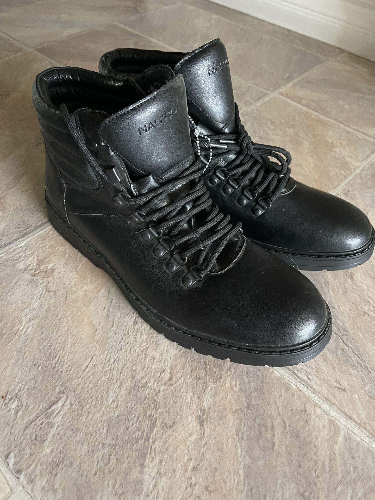 Men’s Nautica Boots 