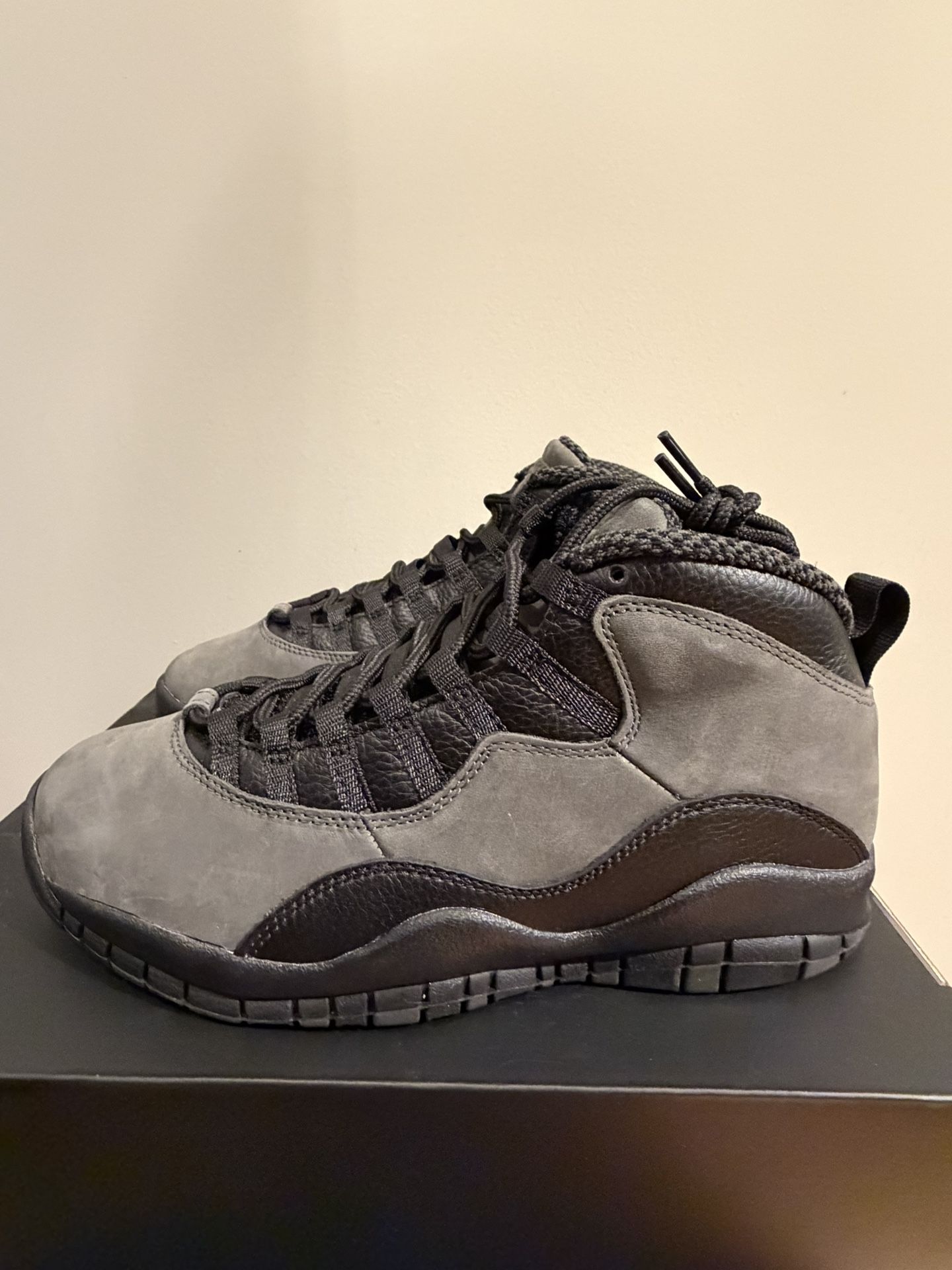 Jordan 10 Shadow size 9.5M 
