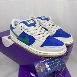 Dunk Low SB Hyper Royal Malachite - SIZE 10M, 9.5M & 6M