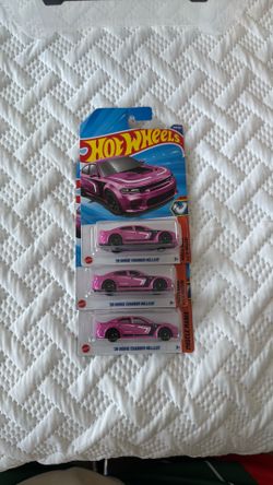 Hot Wheels '20 Dodge Charger Hellcat Pink Muscle Mania NOT SUPER TREASURE HUNT  All 3 for sale