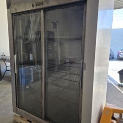 Standing Fridge-Traulsen GHT 2-32NUTSL