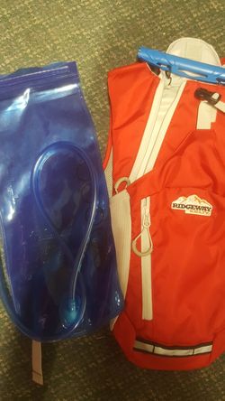 Kelty "Ridgeway" 5L hydration pack!!