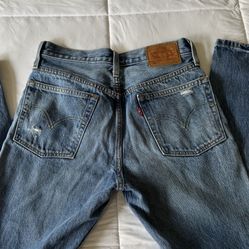 Women’s Levi’s Lot 