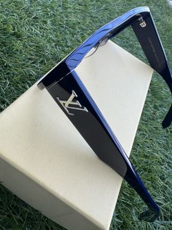 Z2125E LV Clash Square Large Sunglasses- BLUE for Sale in Houston