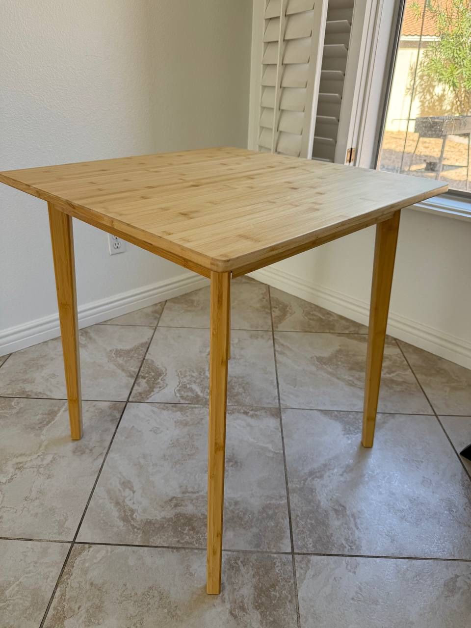 Bamboo Dining Table, Square Dining Table for 2, 27.6" Kitchen Table for Small Space,