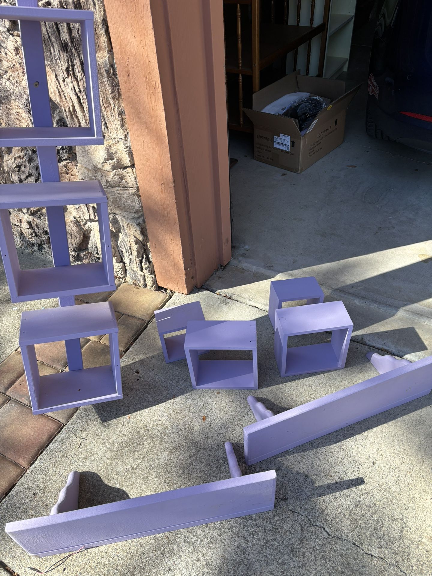 Five Cube Wall Unit, 2 Shelves Plus 4 Cubes in Purple Color.