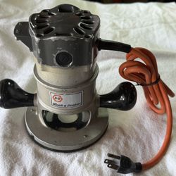 Black & Decker Model 7610 Router Motor Base and Plate