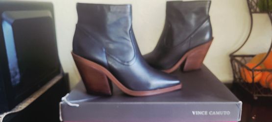 Ankle booties
