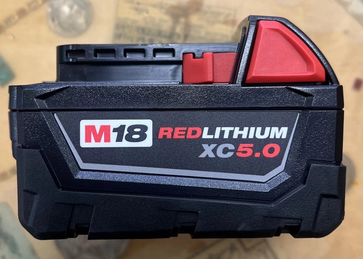 Milwaukee M18 Top Off + M18 5.0 Battery 