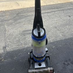 Bissell Cleanview Rewind Pet Vacuum 