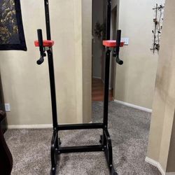 Pull Up Tower