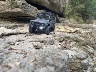 Traxxas TRX-4M Land Rover Defender