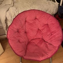 Cutesy Pink Foldable Chair