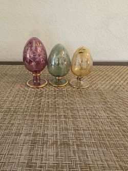 VTG Royal limited blown glass 3 egg set,  $ 35, NEW