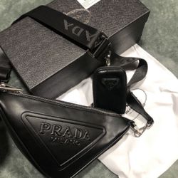 Triangle Shoulder Bag 