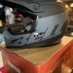 Bell Mx-9 Off Road Dot Dirt Bike Motorcycle Helmet $180