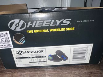 New heelys shoes kids size 2