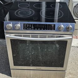 Fogon Eléctrico De 5 Hornilla Y Horno