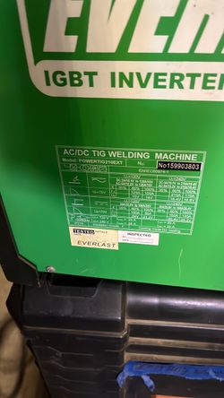 Everlast tig welder with accessories