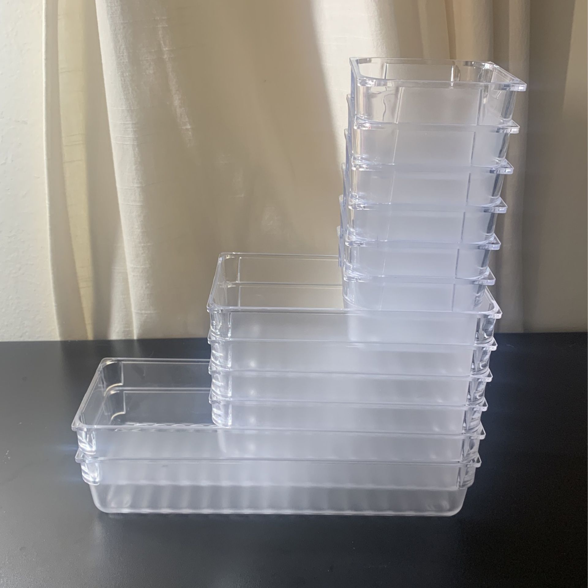 12 Clear Storage Containers