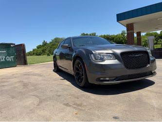 2019 Chrysler 300S