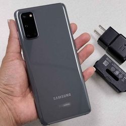 SAMSUNG Galaxy S20, Factory Unlocked,  Excellent Condition.  Like New 