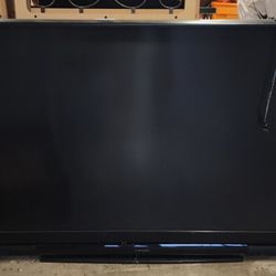  1080p DLP Home Theater TV + Brand New Spare Bulb