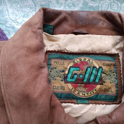 Vintage Bomber Leather Jacket 🧥