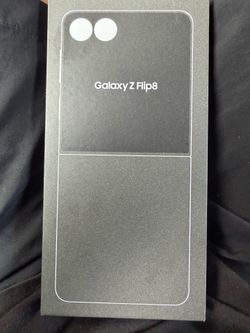 Galaxy Z Flip8  2026 model, graphite