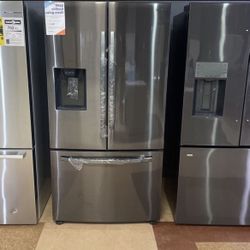 Samsung 3 Door French Door Refrigerator With Water Dispenser And Ice Maker