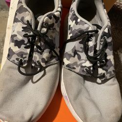 Nike Camo Size 10