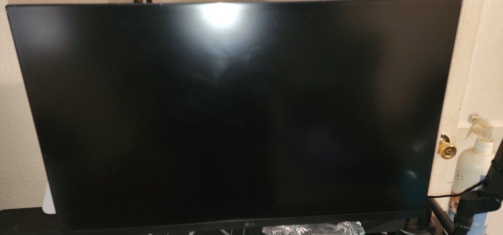 LG Ultragear 27' Gaming Monitor